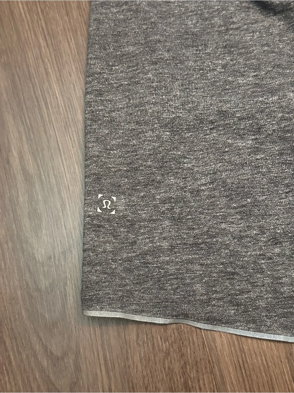 Lululemon Surge Shorts - Picture 4 of 6